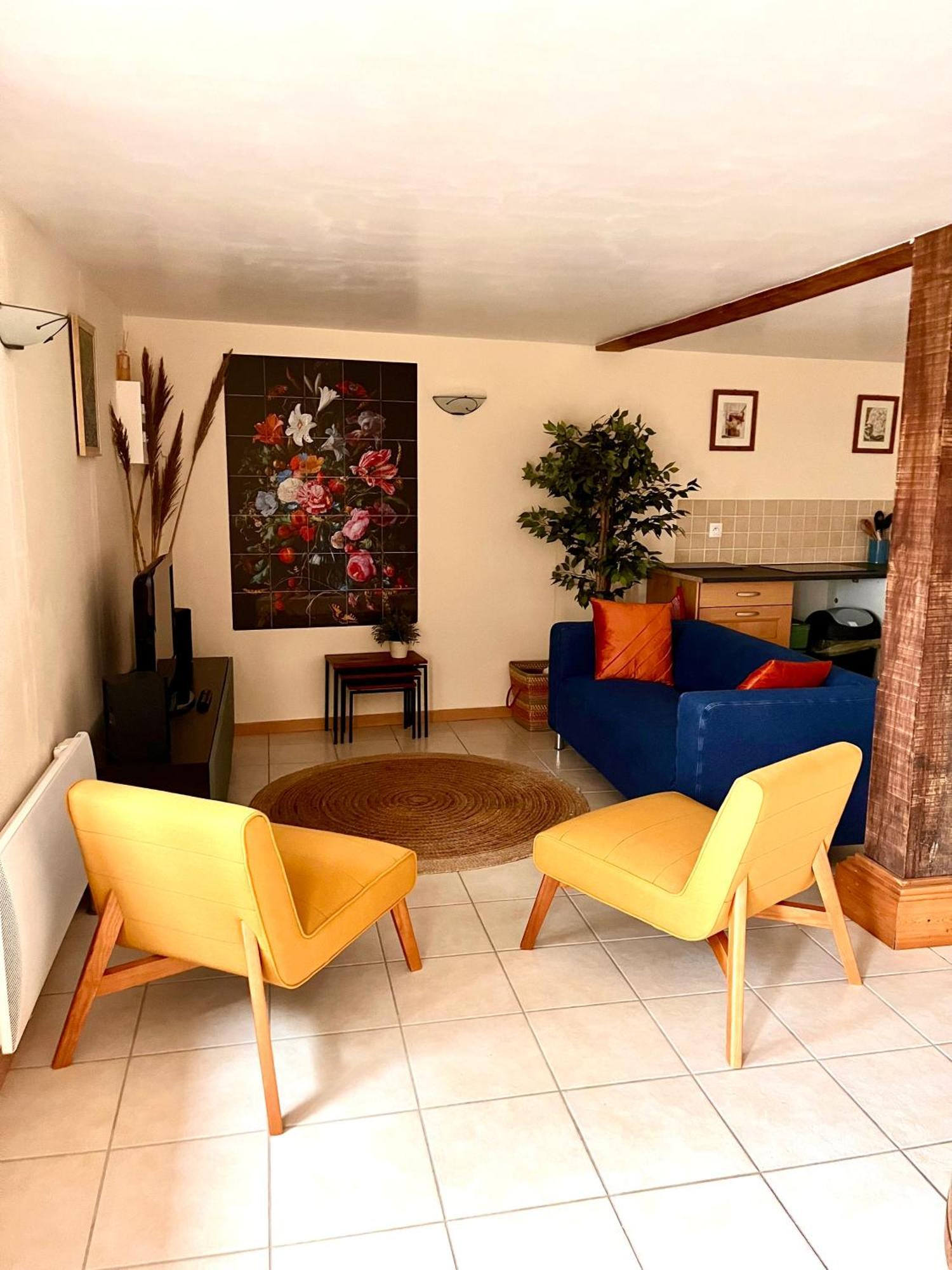Apartamento Le Plantier 1 Beaulieu-sur-Sonnette Exterior foto